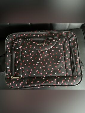 Like New-Travel bag with arm strap